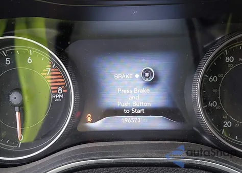 2019 Jeep Cherokee Trailhawk 4X4 z USA, uszkodzony, nr VIN 1C4PJMBX8KD210547